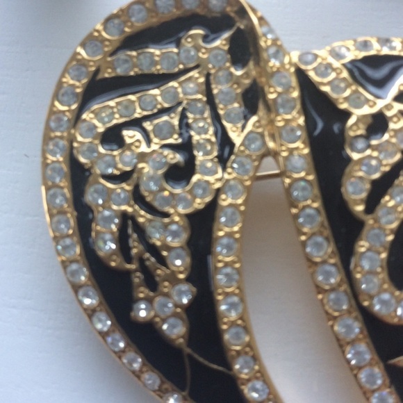 Vintage Signed Butler Large Brooch And Clip On Earrings - Picture 5 of 15